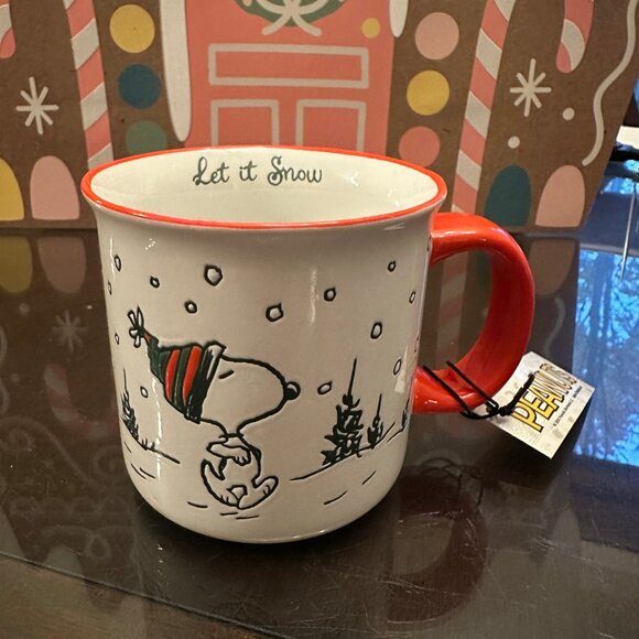 Peanuts Snoopy Winter/Christmas "Let it Snow" 21 oz Mug NWT 2025 - Picture 1 of 5
